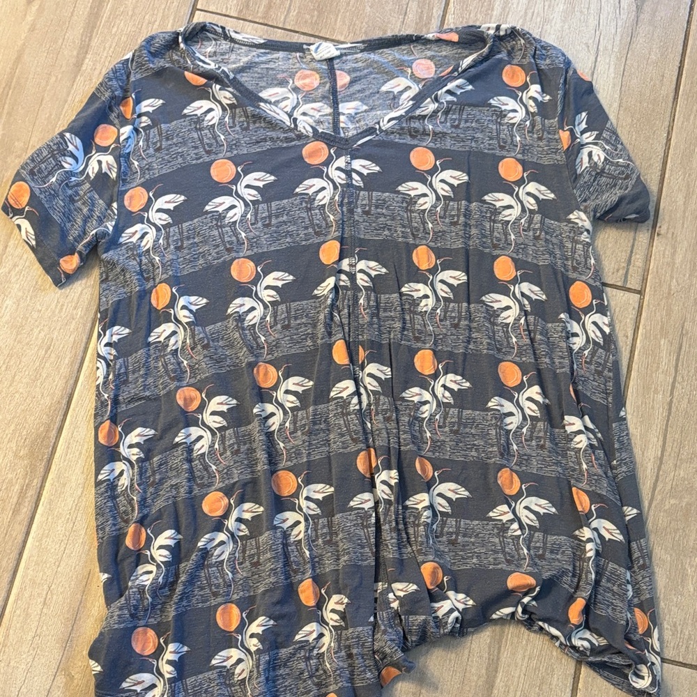 Kate Quinn rare tee